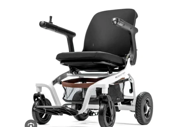 Cadeira de Rodas Motorizada Robooter