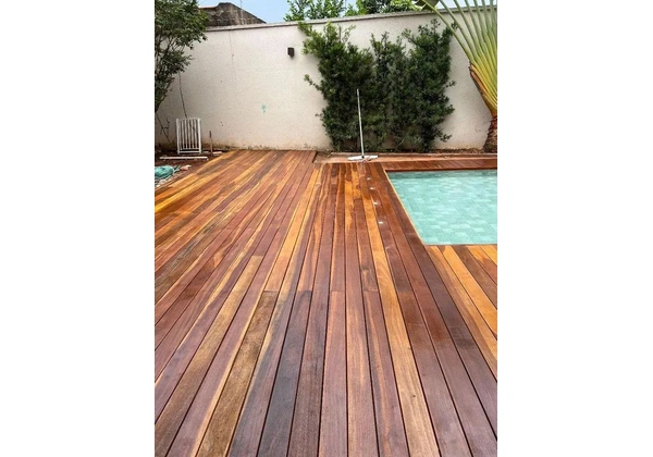 Piscinas em azulejos