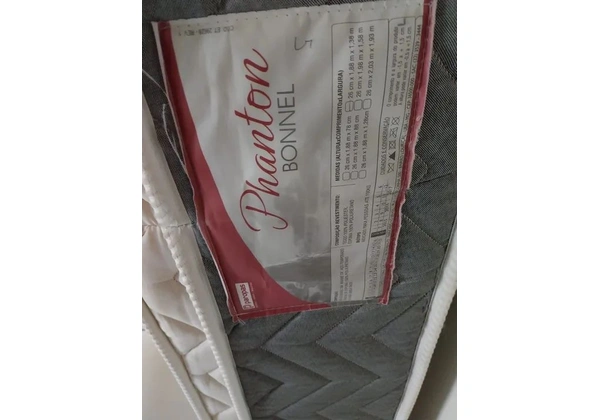 Cama mola casal Phanton Bonnel semi-novíssimo