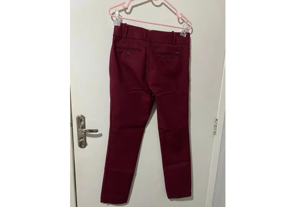 Calça social Bordô TAM 38