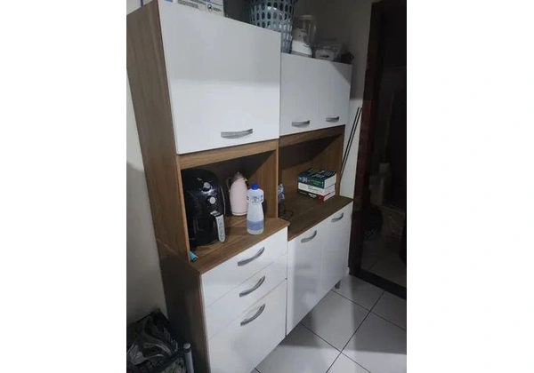 Vendo armario de cozinha em MDF.