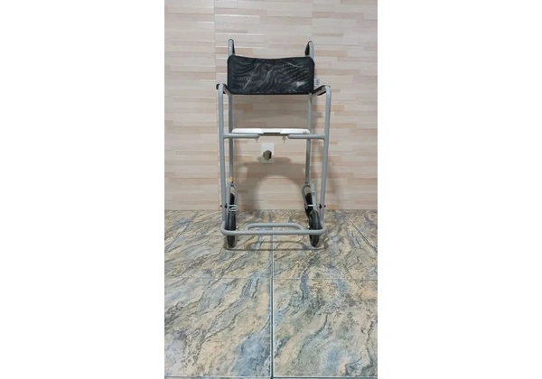 Cadeira de banho Jaguaribe