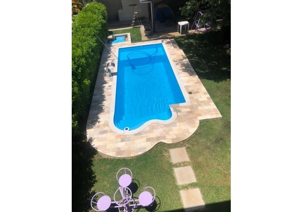 piscina de 7 metros com praia 1, 30 de profundidade