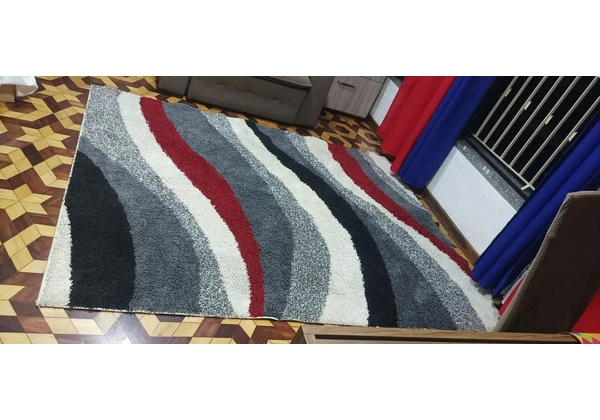 Tapete grande turco original fabricado na Turquia praticamente novo