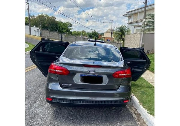 Ford Focus, carro excelente, potente e pouquíssimo rodado!