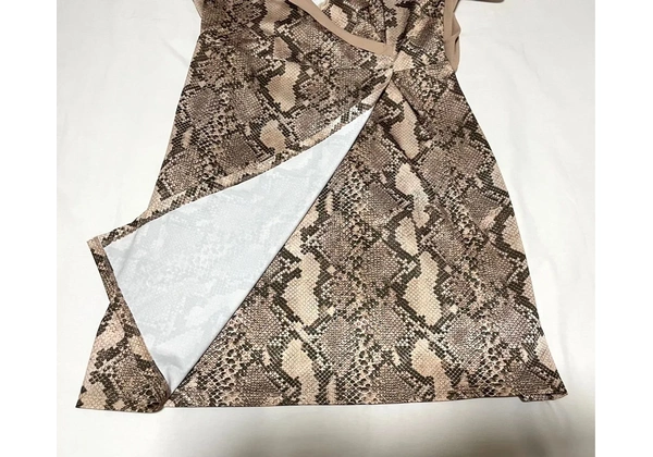 Vestido lança Perfume TAM GG