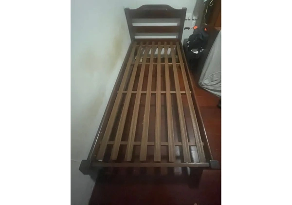 Cama solteiro madeira pura