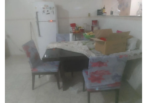 Vendo armário, leiam a descrição passo cartão .