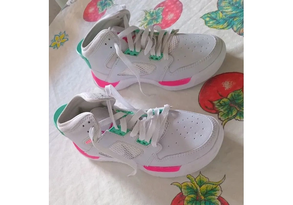 Tênis feminino