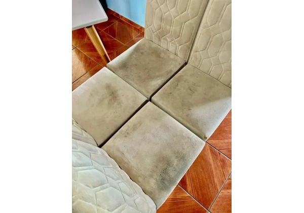 Mesa 4 lugares c/ tampão de vidro