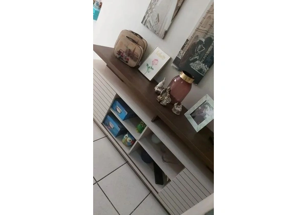 Rack, tapete e mesinha de centro