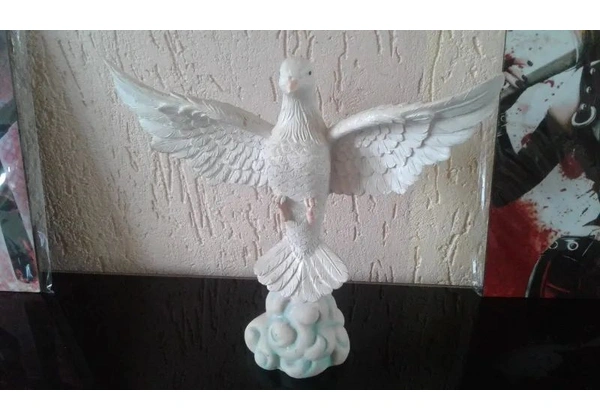 Espírito Santo Estatua Decorativa