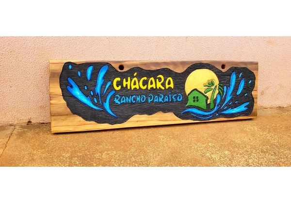 Placas entalhadas para sitio