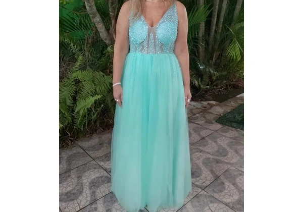 Vestido de Festa Longo verde Tiffany com Pedrarias
