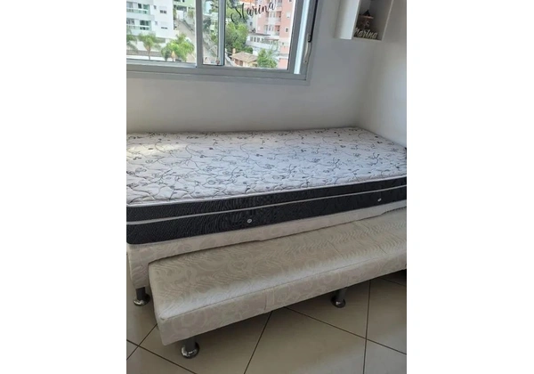 Vendo cama solteiro box com cama auxiliar