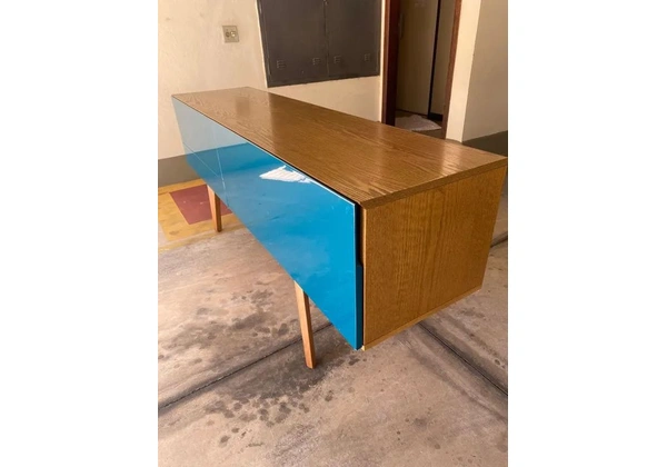 Buffet Aparador com as portas em Laca