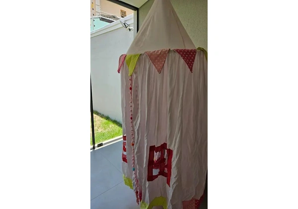 Cabana de teto rosa