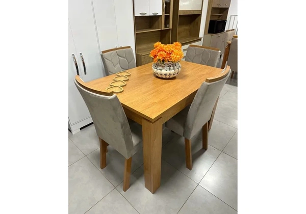 Mesa de jantar 120x80 com 4 cadeiras