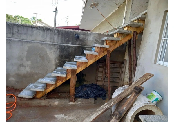 Escadas pré moldadas é com a fortaleza escada. 19.99403.0512