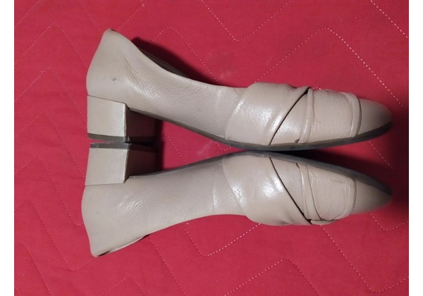 Sapato Arezzo 35