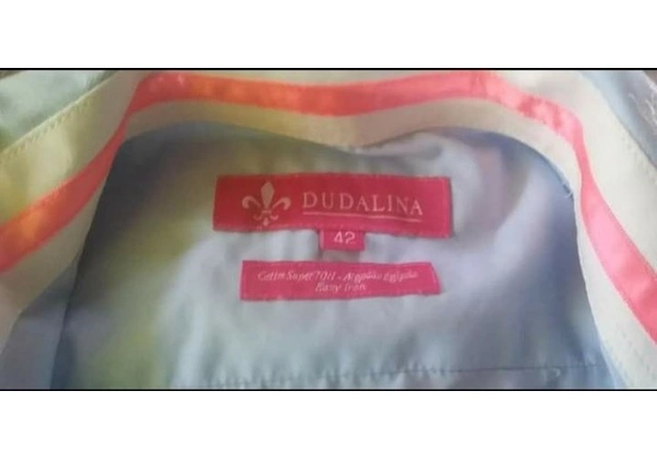 Camisa Dudalina tamanho 42