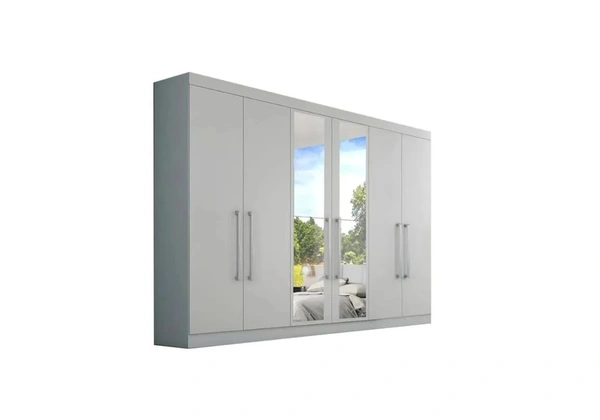 Guarda roupa 6 portas e 2 gavetas 8 meses de uso