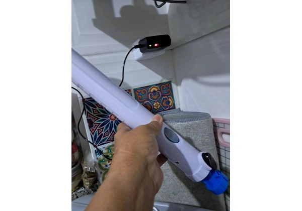 SPIN SCRUBBER