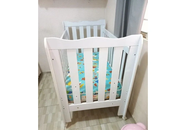 Berço com colchao