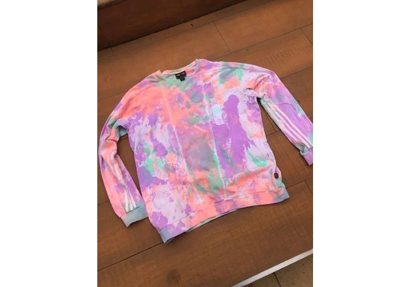 Blusa Adidas Tie Dye