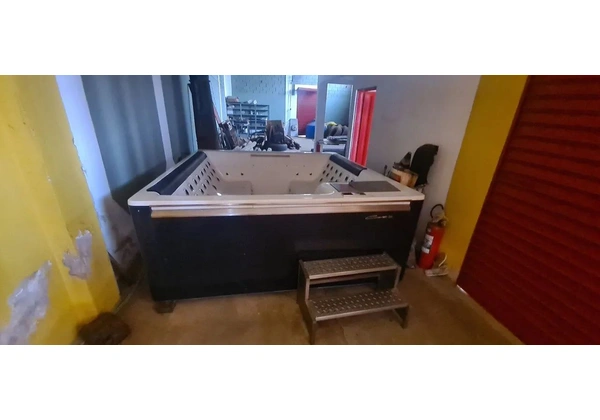 Hidromassagem Spa Jacuzzi RIOLAX