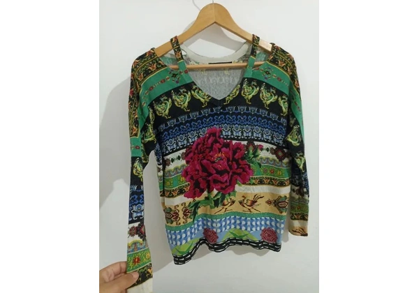 blusa feminina da desigual
