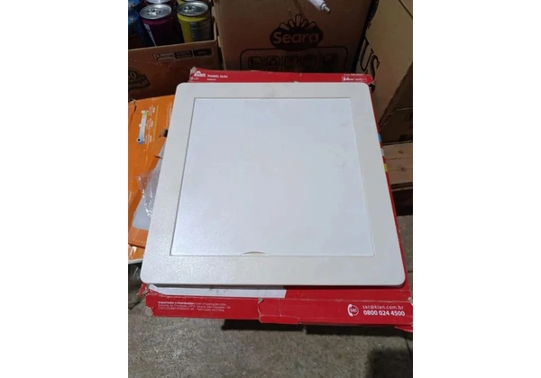 Painel LED Slim Kian 24W Embutir 1600lm Branco Frio