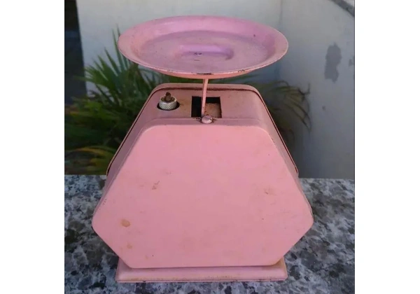 Antiga balança bender enfeite decoração