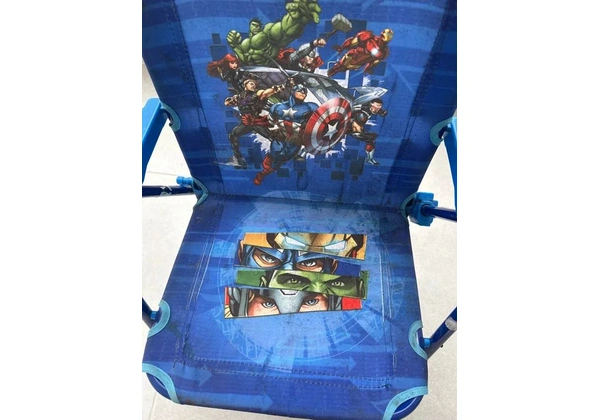 Cadeira de praia infantil vingadores
