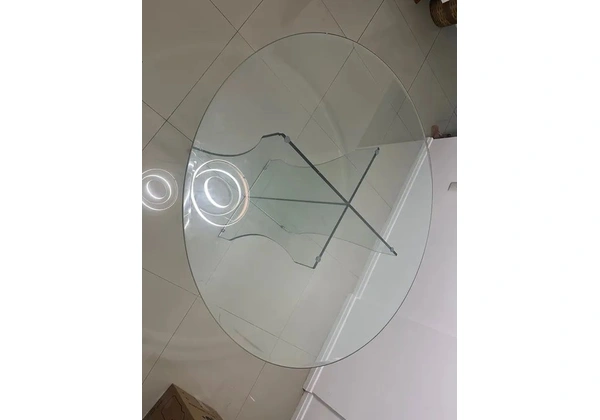 Mesa toda em vidro