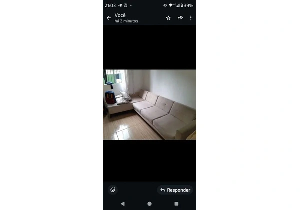 Sofá em linho 3 lugares com cheise lado esquerdo .