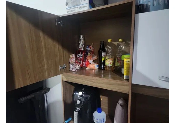Vendo armario de cozinha em MDF.