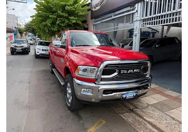 DODGE RAM 2018 4X4 AUTOMÁTICA - TROCA E FINANCIA