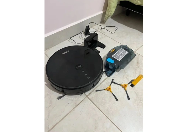 Robô Aspirador De Pó e Passa Pano KaBuM! Smart 500, Preto
