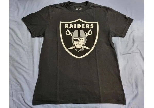 Camiseta New Era Raiders