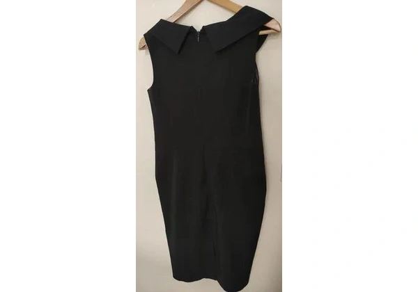 SIMULASSAO Vestido alfaiataria tubinho midi Tam 42 95, 00<br>Forrado <br>Com bolsos<br><br>