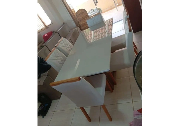 Mesa de jantar 6 lugares 180x90 ( 3 opções de cadeiras )