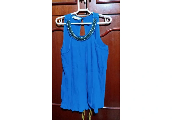 Blusa M NOVA