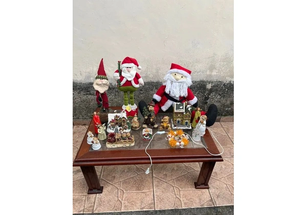 Lote de enfeites de Natal