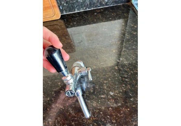 Torneira tipo Italiana para chopeira.