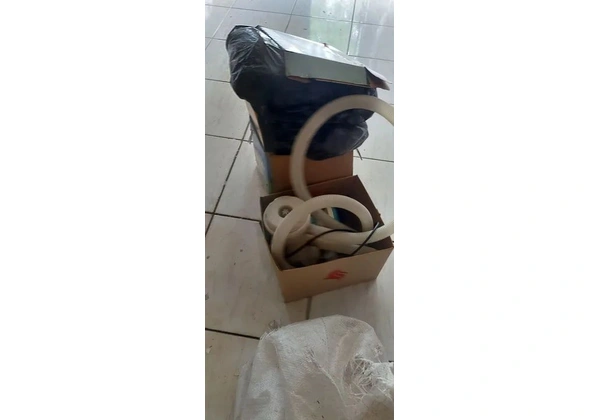 Piscina ( 4600 litros ), bomba e capa