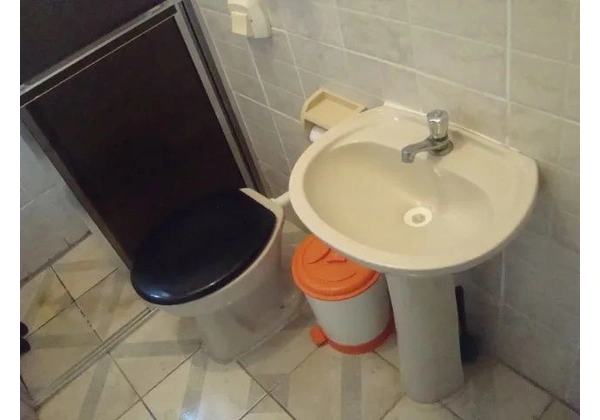 Box de banheiro / Pia / Vaso sanitario