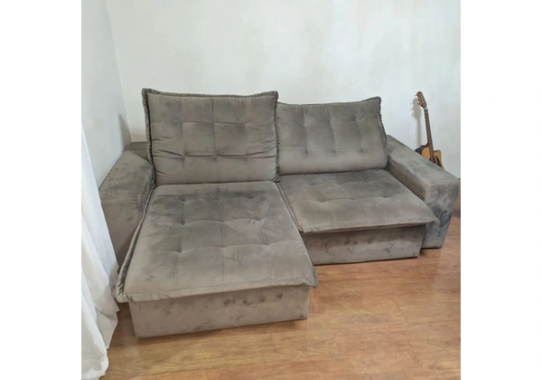 Sofa retrátil e reclinável em perfeito estado