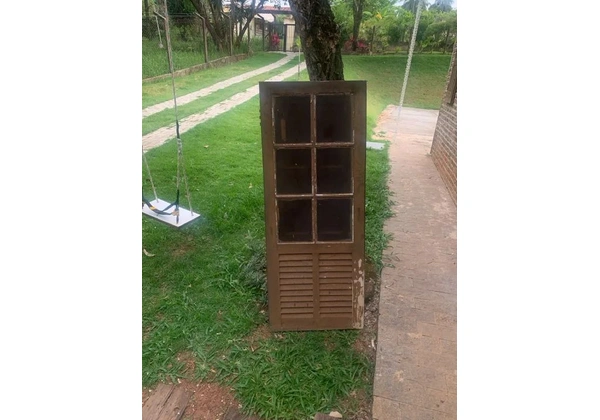 Janela rústica de madeira antiga para decoração