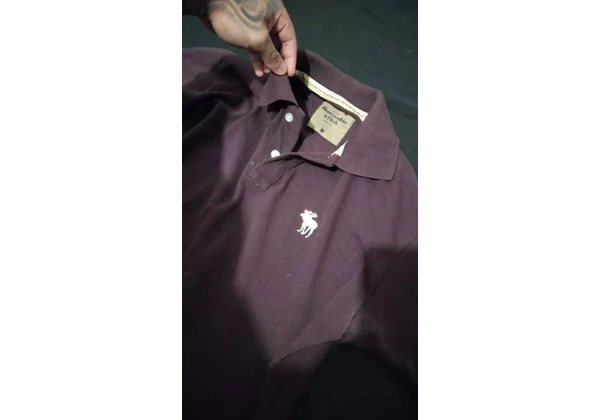 Polo Abercrombie Roxa M